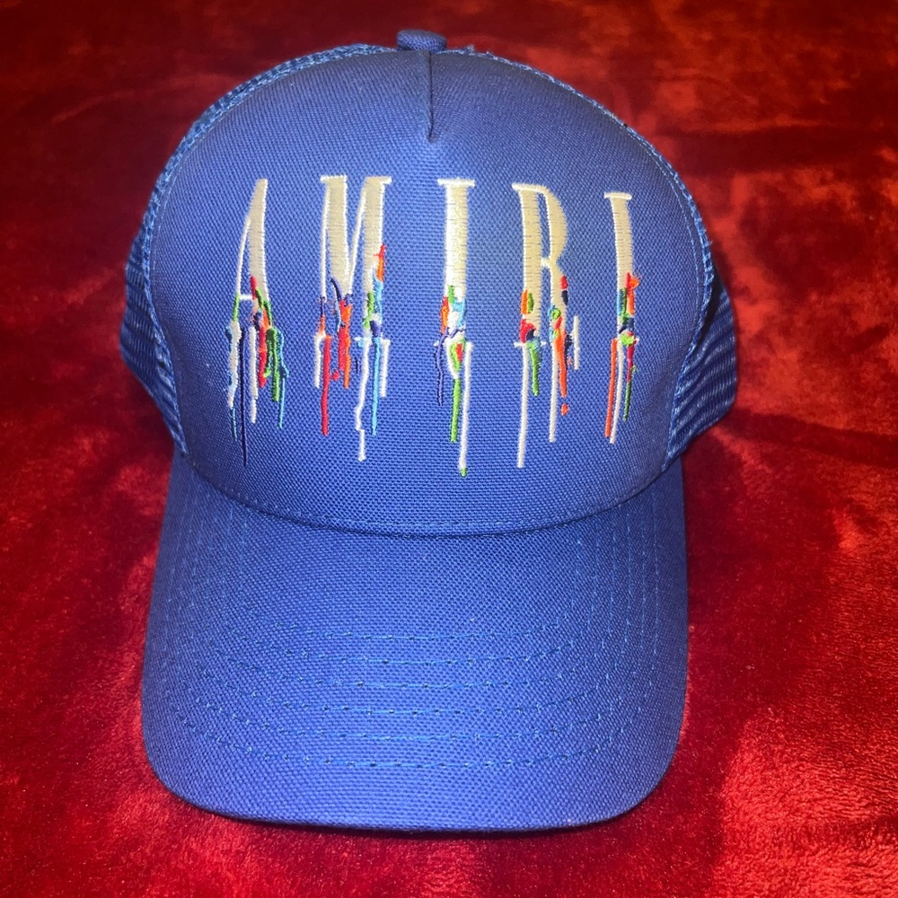 Amiri hat